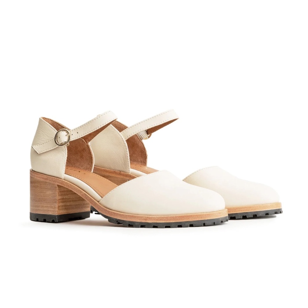 NIB Bone Heeled Mary Jane Size 9 Portland Leather